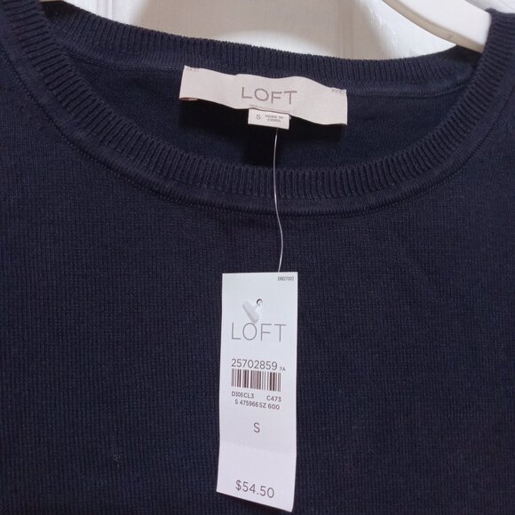 Brand New LOFT Short Sleeve Sweater with Layed Hem - Picture 2 of 4